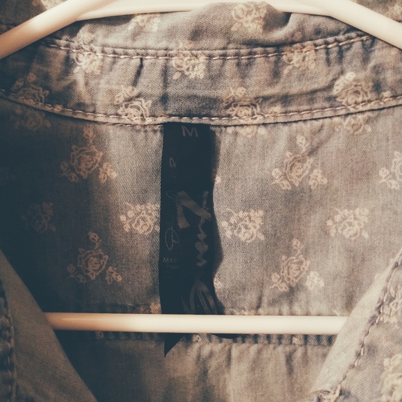 Seven floral denim button-up top - Picture 2 of 7